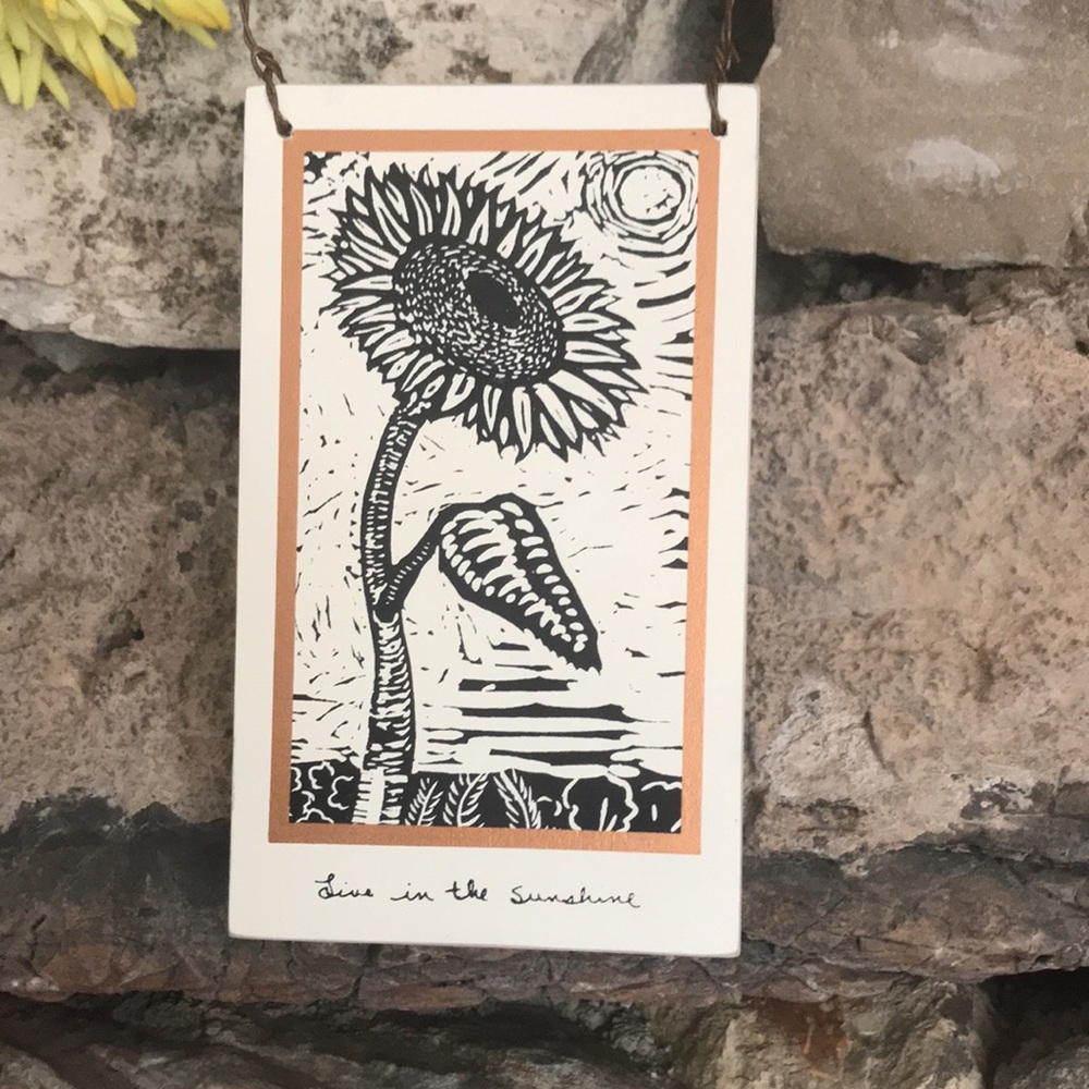 MINI WALL HANGING NEW “Live in the Sunshine”